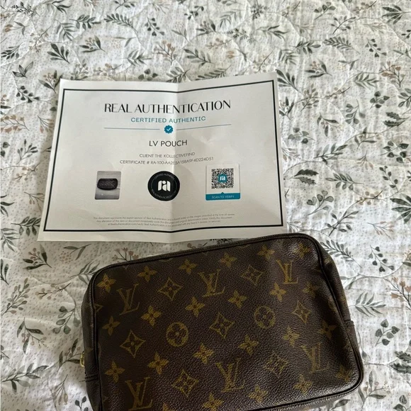 Louis Vuitton Monogram Trousse Toiletry Pouch - Picture 4 of 14